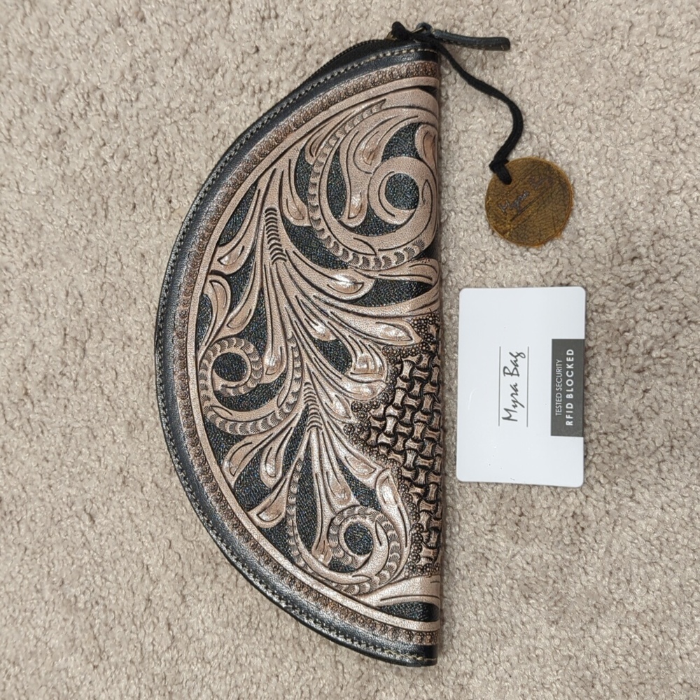 Myra Bag Leather Clutch